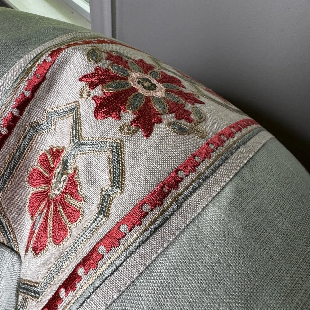 2 Embroidered Decorative Pillow - Picture 9 of 9
